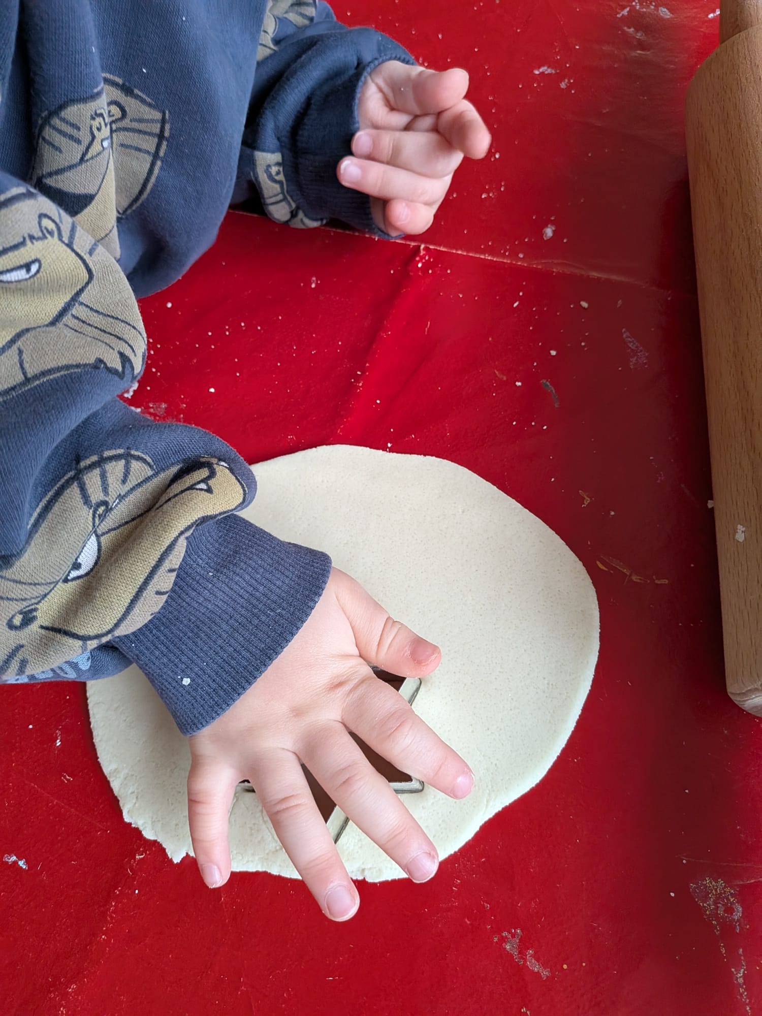 99863bef-eda1-464f-a77c-513a12d09680